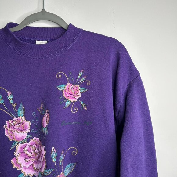 Purple crewneck sweatshirt with embroidered floral design Branson, Montana - Picture 3 of 5